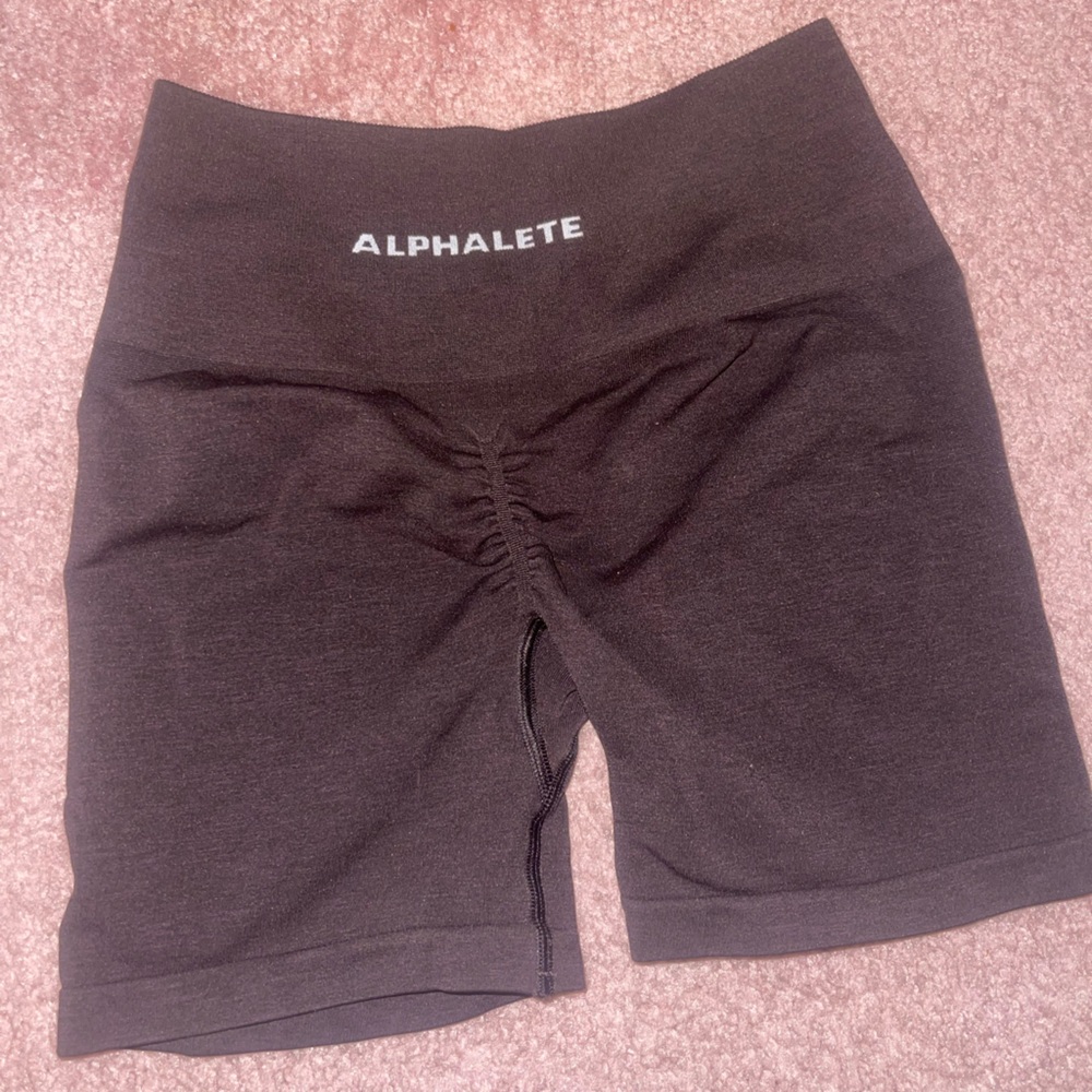 Brown amplify size small.